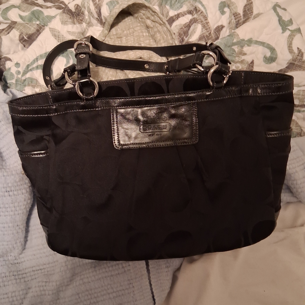 Black Coach Women's Tote Bag